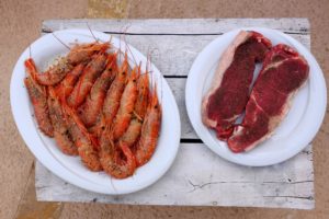 Frische Gambas und Entrecôte