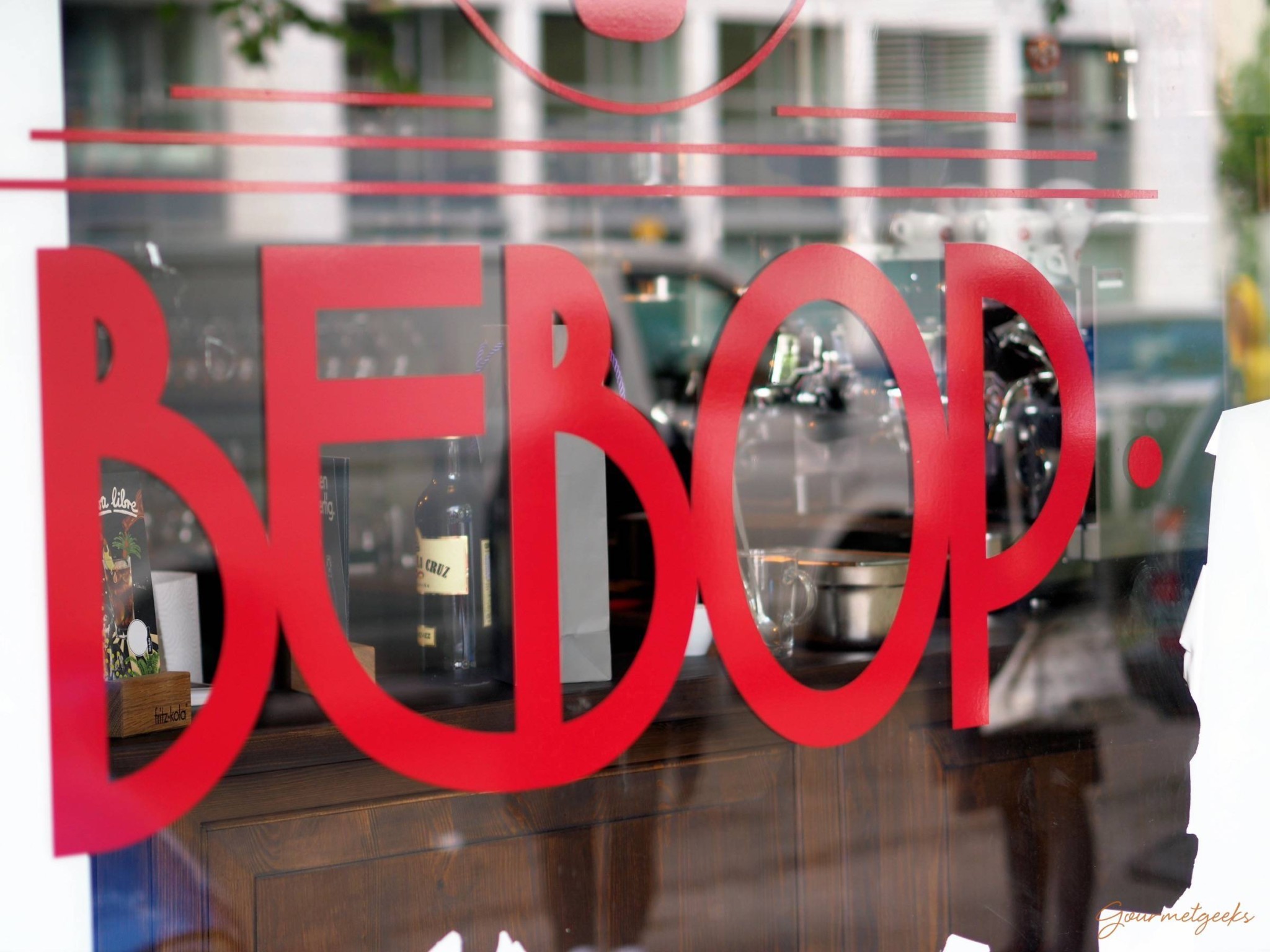 Bebop Hotdogs der Extraklasse endlich im Sitzen genießen Gourmetgeeks